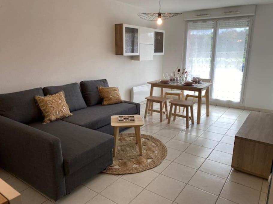 Mulhouse Grand T2 -  La Fonderie -Parking Gratuit Appartement Buitenkant foto